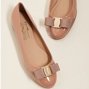 Salvatore Ferragamo Varina Nude/Blush Flats 8.5